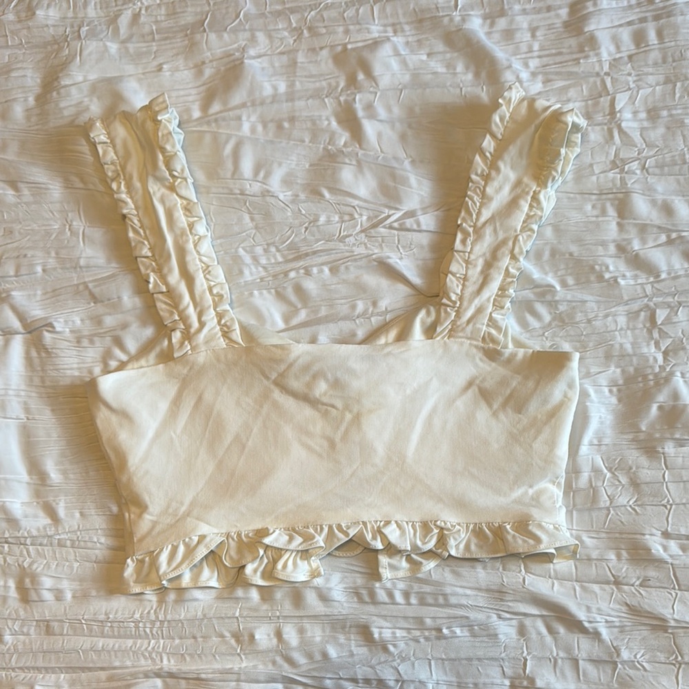White Ruffled Lace-Up Crop Top - Picture 3 of 3